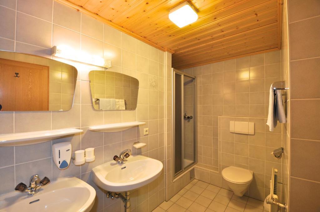 Hotel Garni Mathonerhof Ischgl Habitación foto
